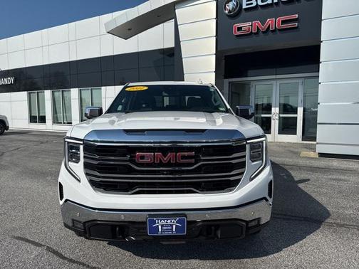2022 GMC Sierra 1500 SLT
