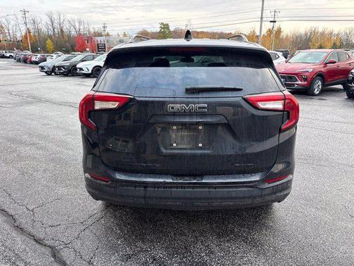 Ebony Twilight Metallic 2024 GMC Terrain SLT