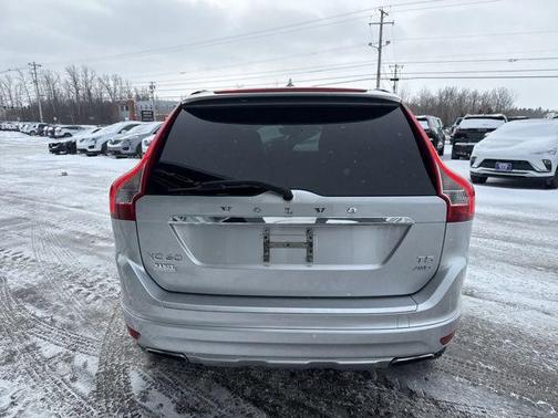 2015 Volvo XC60 T5 Premier