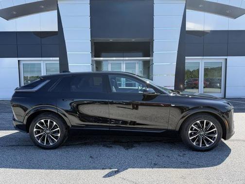 2025 Cadillac LYRIQ Sport