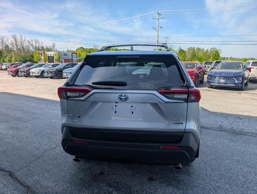 2023 Toyota RAV4 Hybrid XLE