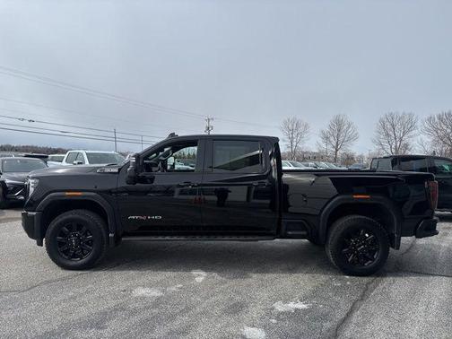 Onyx Black 2024 GMC Sierra 2500 AT4