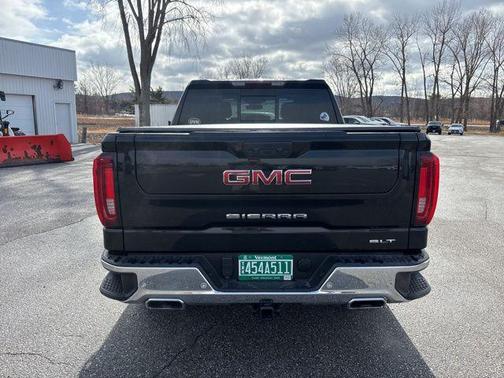 2022 GMC Sierra 1500 SLT