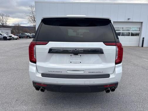 2023 GMC Yukon XL Denali Ultimate