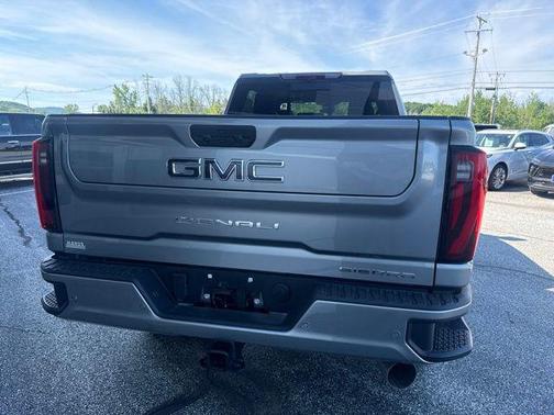 Sterling Metallic 2026 GMC Sierra 3500 Denali