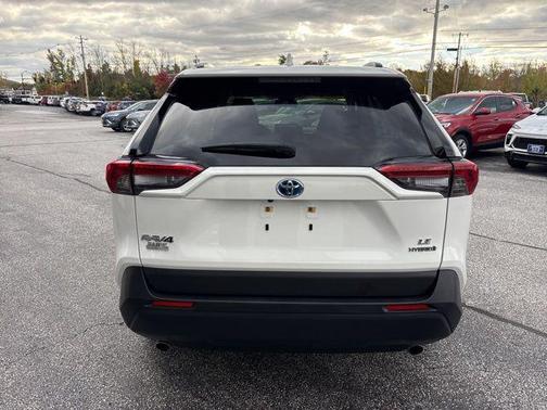 2024 Toyota RAV4 Hybrid LE