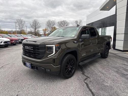 2023 GMC Sierra 1500 Elevation