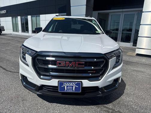 Summit White 2023 GMC Terrain AWD AT4