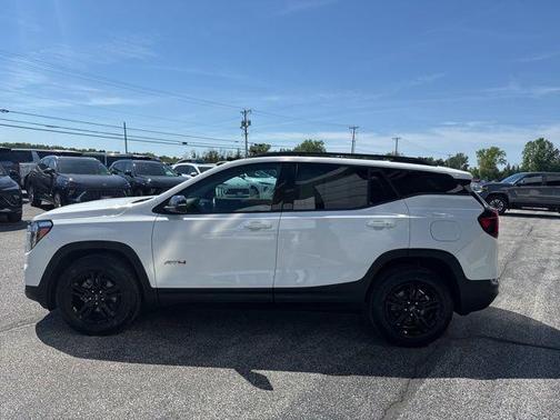 Summit White 2023 GMC Terrain AWD AT4