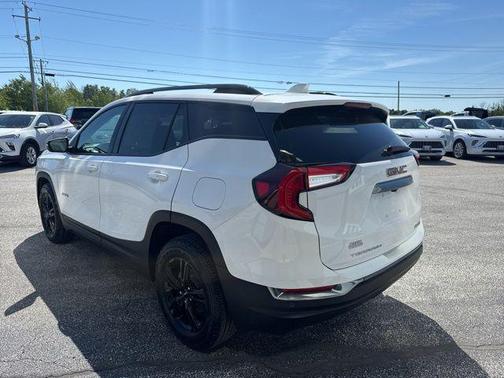 Summit White 2023 GMC Terrain AWD AT4
