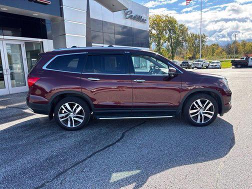 Deep Scarlet Pearl 2018 Honda Pilot Touring