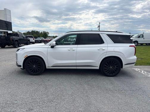 Hyper White 2025 Hyundai PALISADE Calligraphy Night Edition