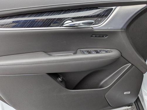2025 Cadillac XT6 Premium Luxury AWD