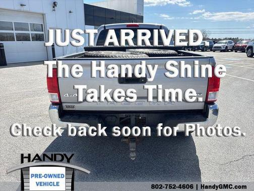 Silver Sky Metallic 2017 Toyota Tacoma SR5