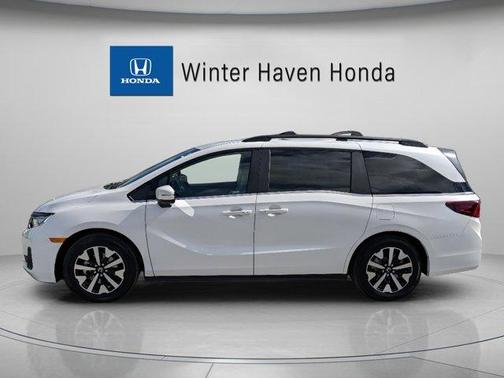 Platinum White Pearl 2026 Honda Odyssey EX-L