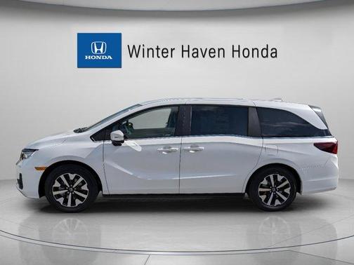 Platinum White Pearl 2026 Honda Odyssey EX-L