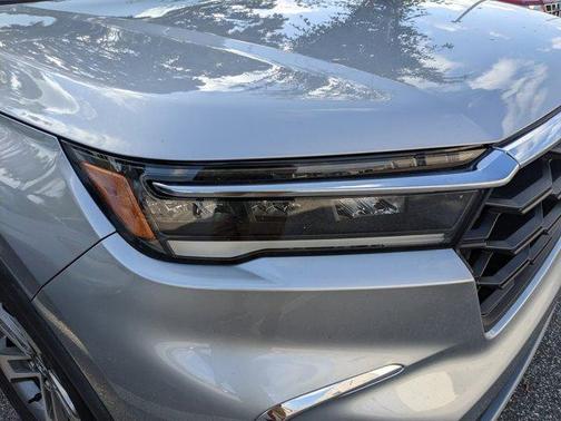 Silver 2024 Honda Pilot EX-L