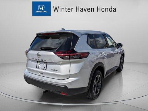 Brilliant Silver Metallic 2024 Nissan Rogue SV