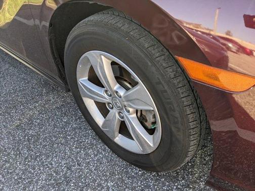 Deep Scarlet Pearl 2020 Honda Odyssey EX-L