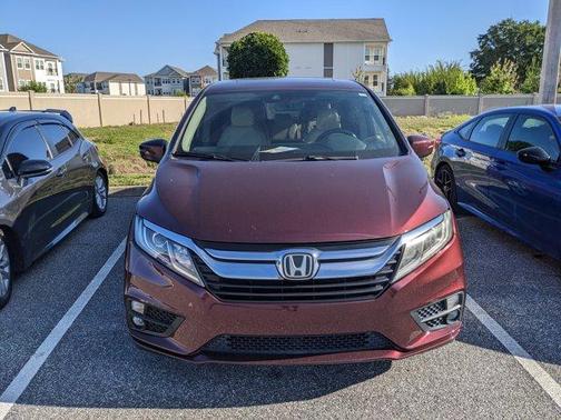 Deep Scarlet Pearl 2020 Honda Odyssey EX-L