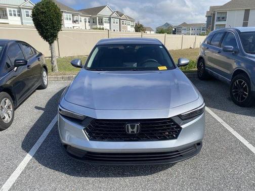 Lunar Silver Metallic 2023 Honda Accord LX