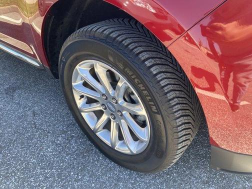 Ruby 2013 Lincoln MKX Base