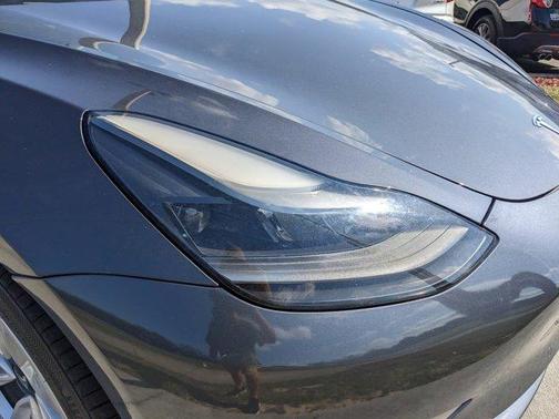 Gray 2022 Tesla Model 3 Base