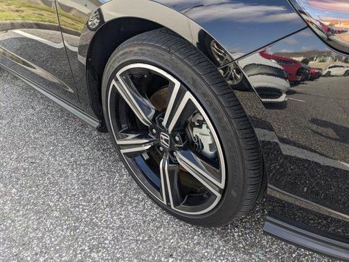 Crystal Black Pearl 2024 Honda Accord Hybrid Sport