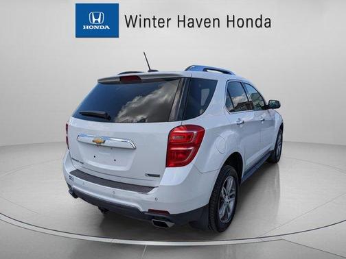 Iridescent Pearl Tricoat 2017 Chevrolet Equinox Premier