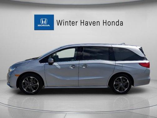 Lunar Silver Metallic 2023 Honda Odyssey Elite