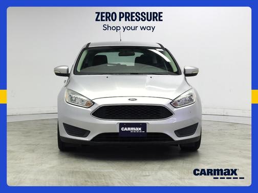 Silver 2017 Ford Focus SE