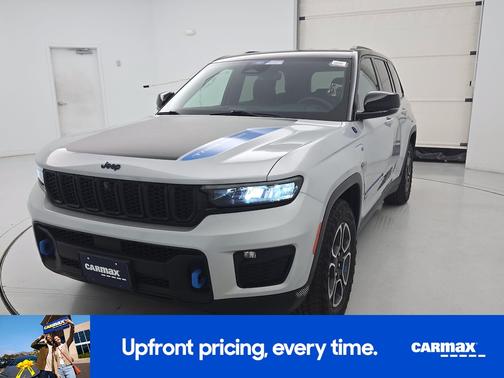 Silver 2022 Jeep Grand Cherokee 4xe Trailhawk