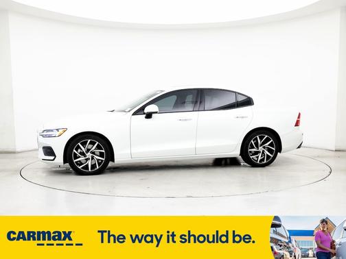 2020 Volvo S60 T5 Momentum