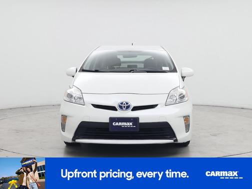 White 2015 Toyota Prius Two