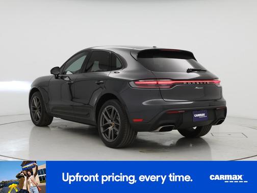 2022 Porsche Macan Base (PDK)