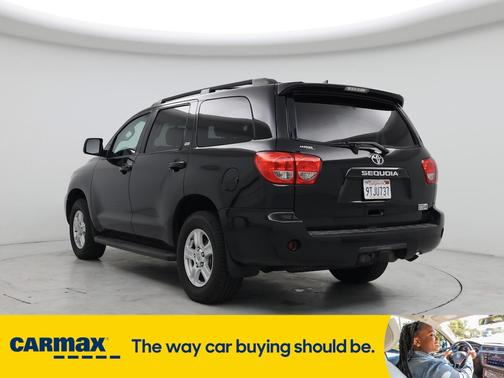 2016 Toyota Sequoia SR5