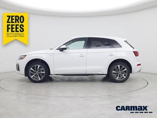 White 2024 Audi Q5 S-Line Premium