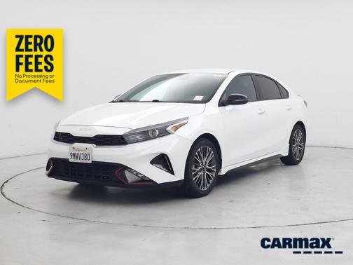 White 2022 Kia Forte GT-Line