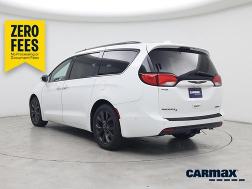 White 2019 Chrysler Pacifica Limited