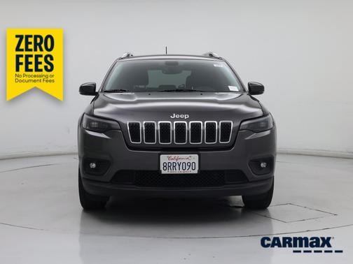 Gray 2019 Jeep Cherokee Latitude