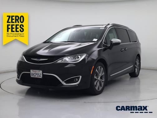 Gray 2019 Chrysler Pacifica Limited