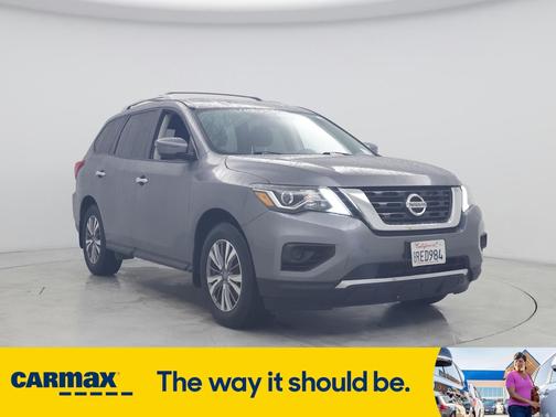 2020 Nissan Pathfinder S