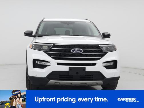 White 2023 Ford Explorer XLT