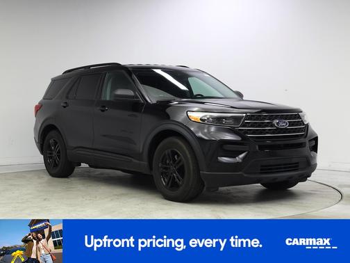 Black 2022 Ford Explorer XLT