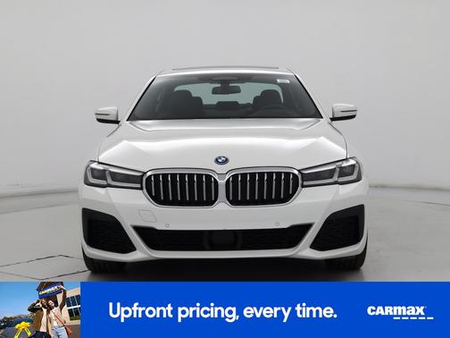 White 2023 BMW 530e e xDrive