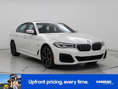 White 2023 BMW 530e e xDrive