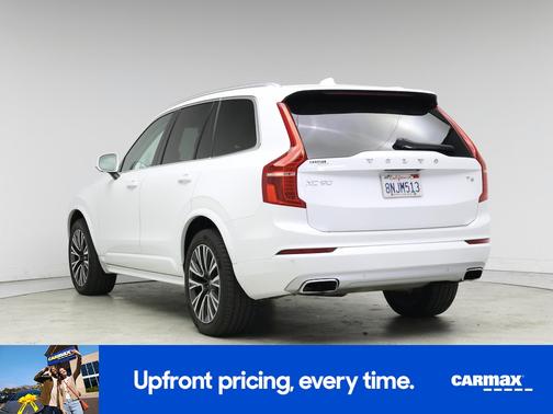2020 Volvo XC90 T6 Momentum