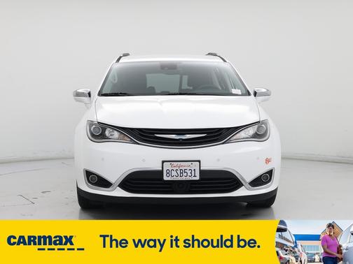 2018 Chrysler Pacifica Hybrid Limited