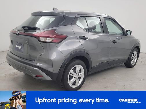 Gray 2021 Nissan Kicks S