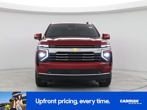 2025 Chevrolet Suburban LT